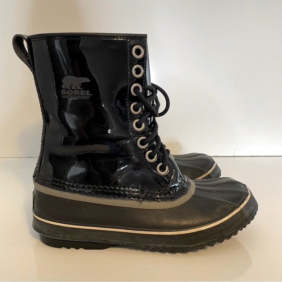 Sorel Dahlia Patent Leather Lace Up Waterproof Rain Boots 7 rain boot duck boot - Picture 1 of 13
